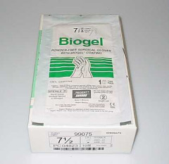 GUANTI STERILI BIOGEL-D S/POLV. 7 X10 PAIA